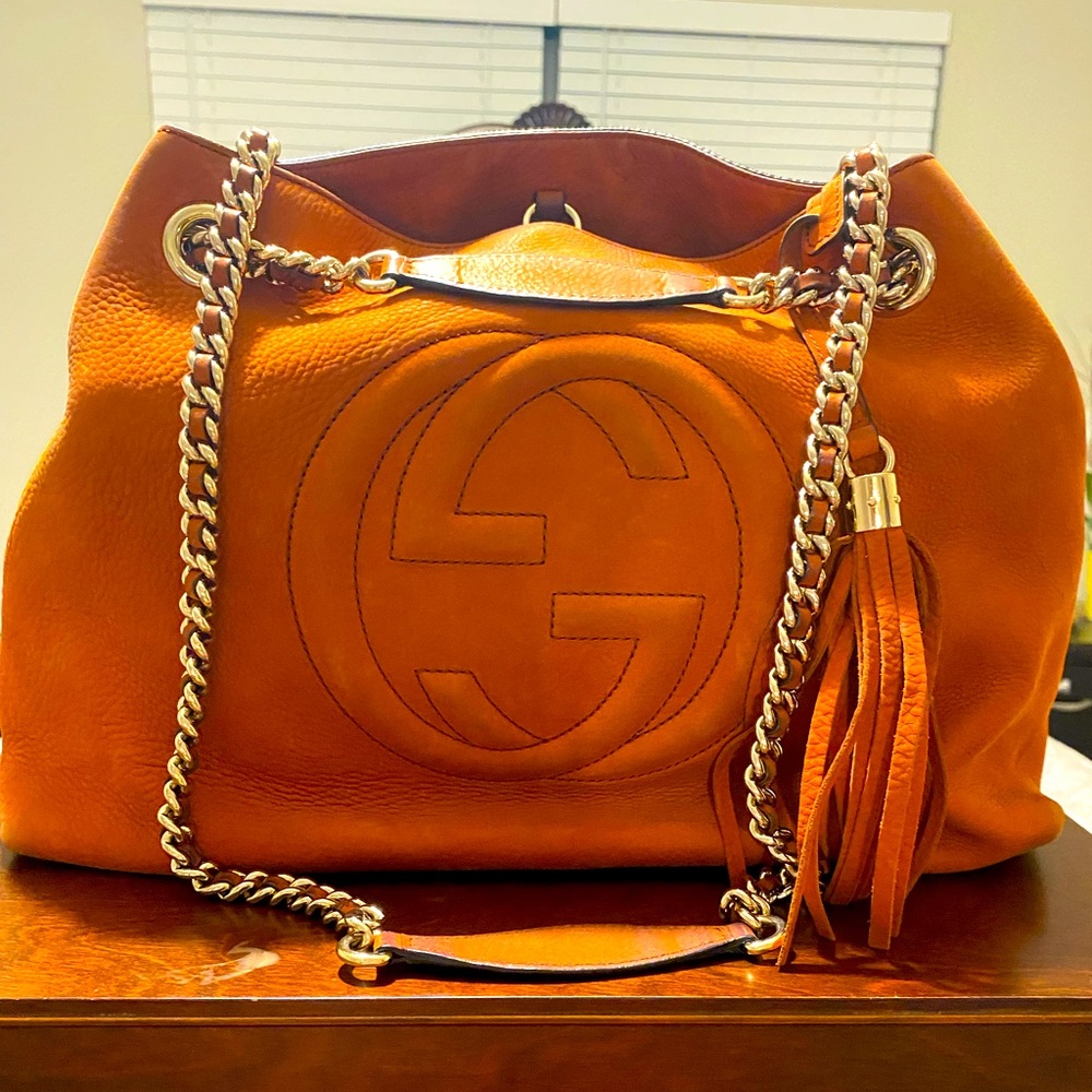 Authentic Gucci Soho shoulder bag